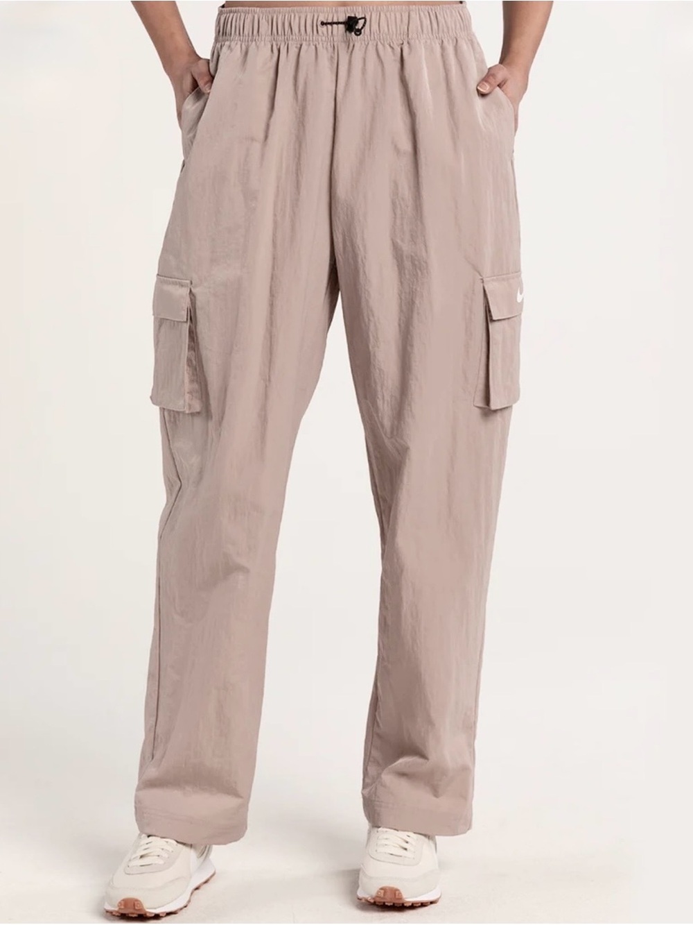 Nike Sportswear Essential Women's Woven Cargo Pants Taupe Size Medium Relaxed - Picture 2 of 10